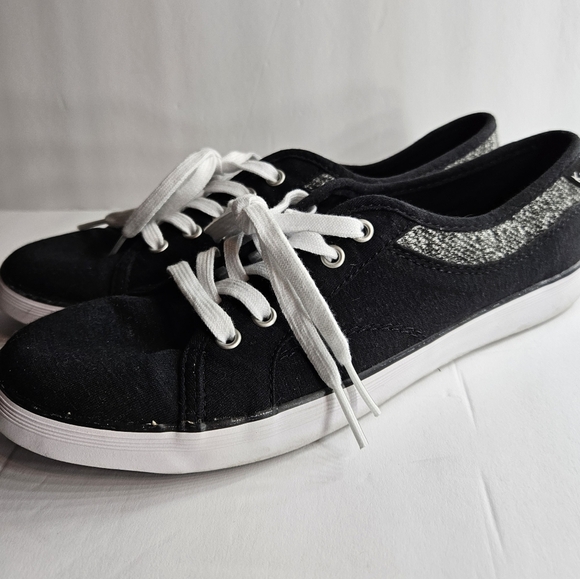 Keds Women's Black Lace Sneakers Size 7 - Picture 4 of 7